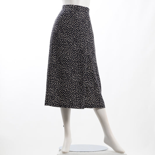 小石柄タック入りAラインスカート