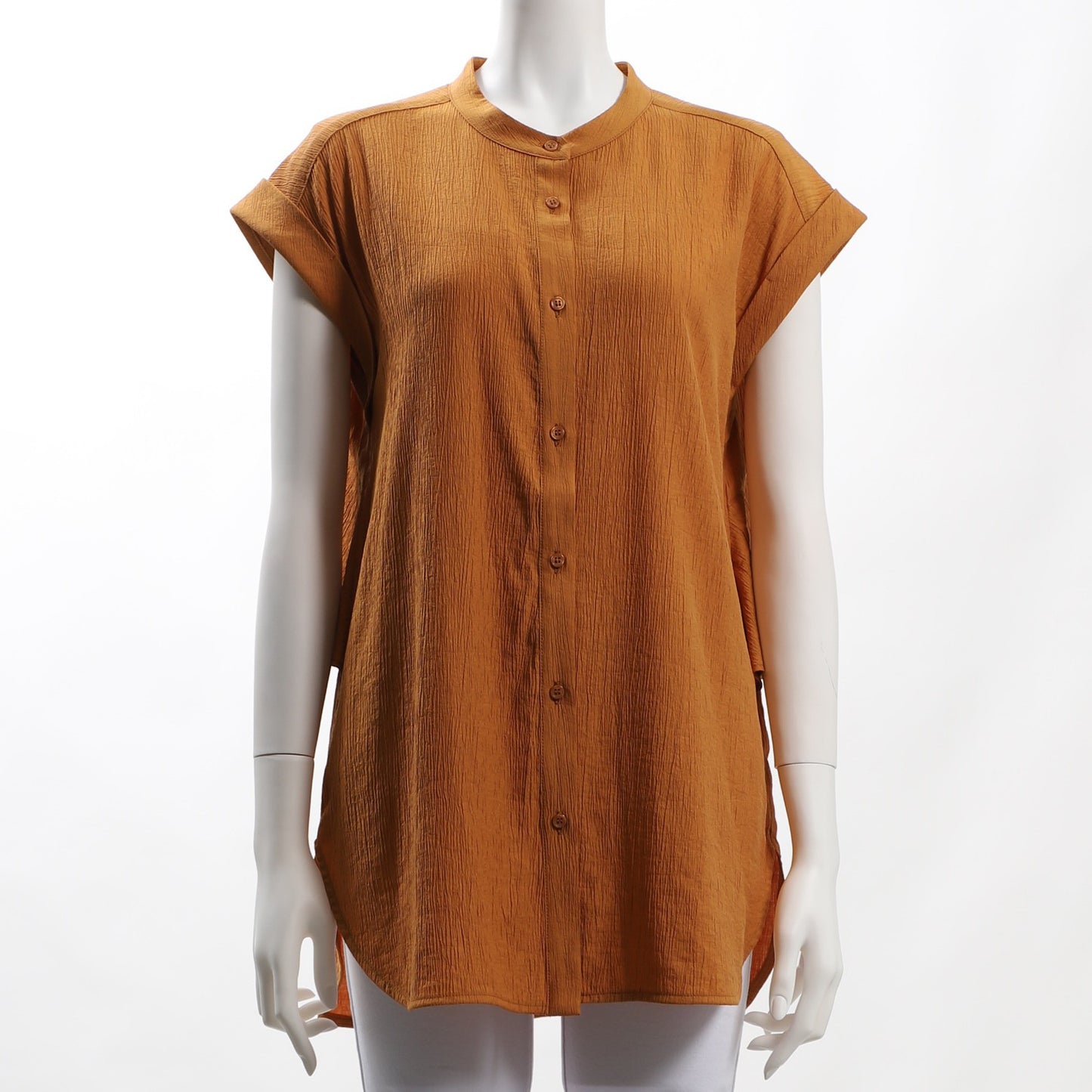 バックデザイン前開きブラウス