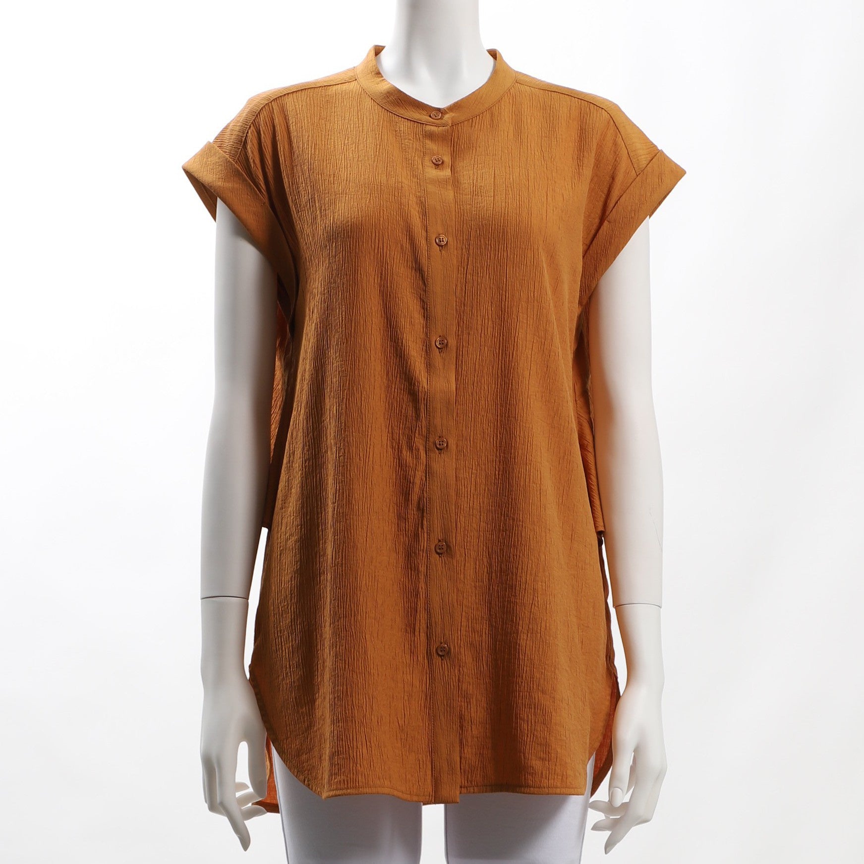 バックデザイン前開きブラウス