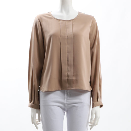 フロントタックラウンドネックブラウス