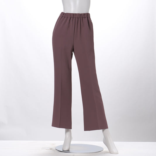 上品な光沢素材セミフレアパンツ