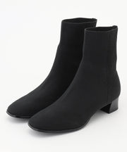 ローヒールブーツ