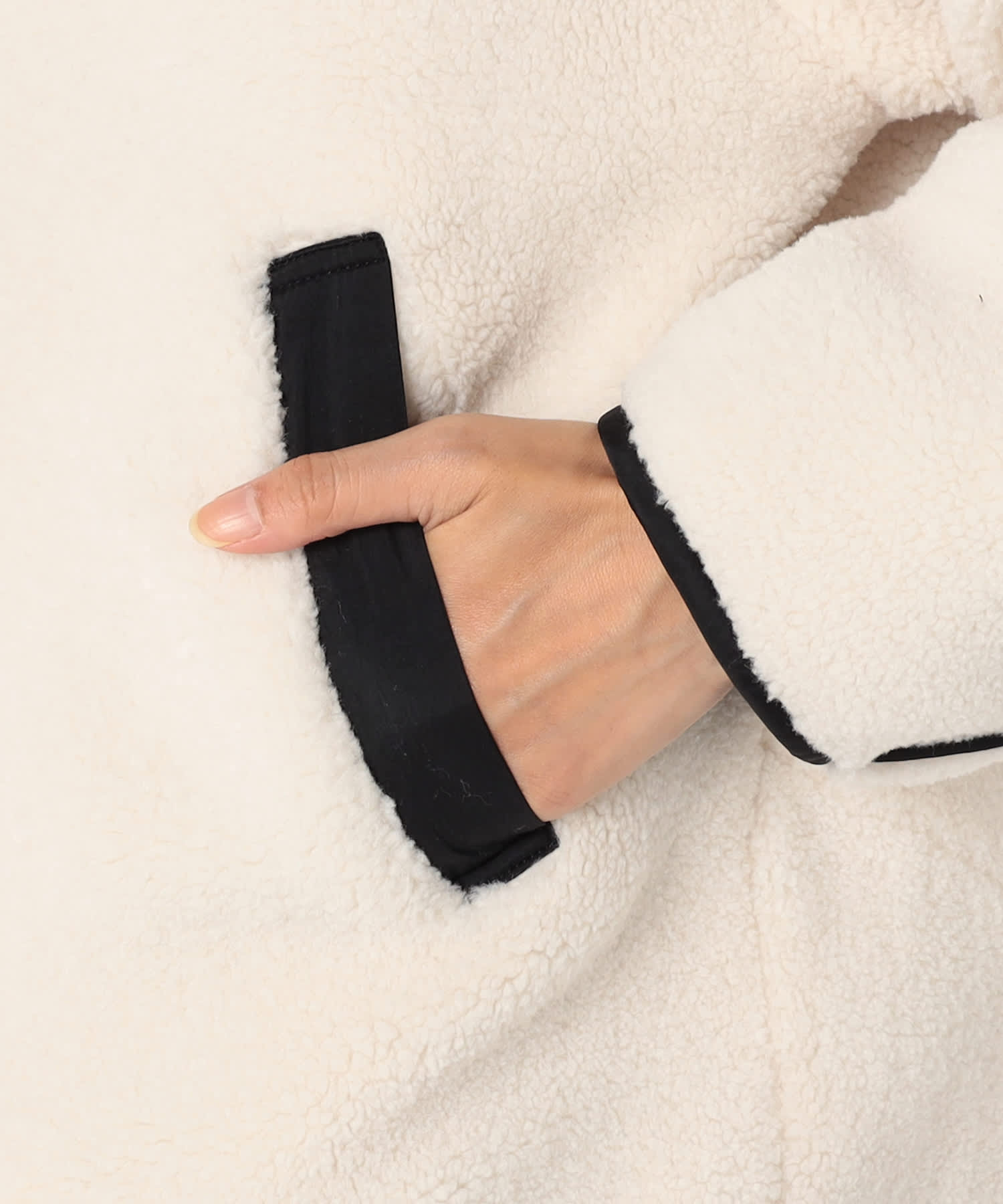 【特別価格20%OFF】ボアフードジャケット