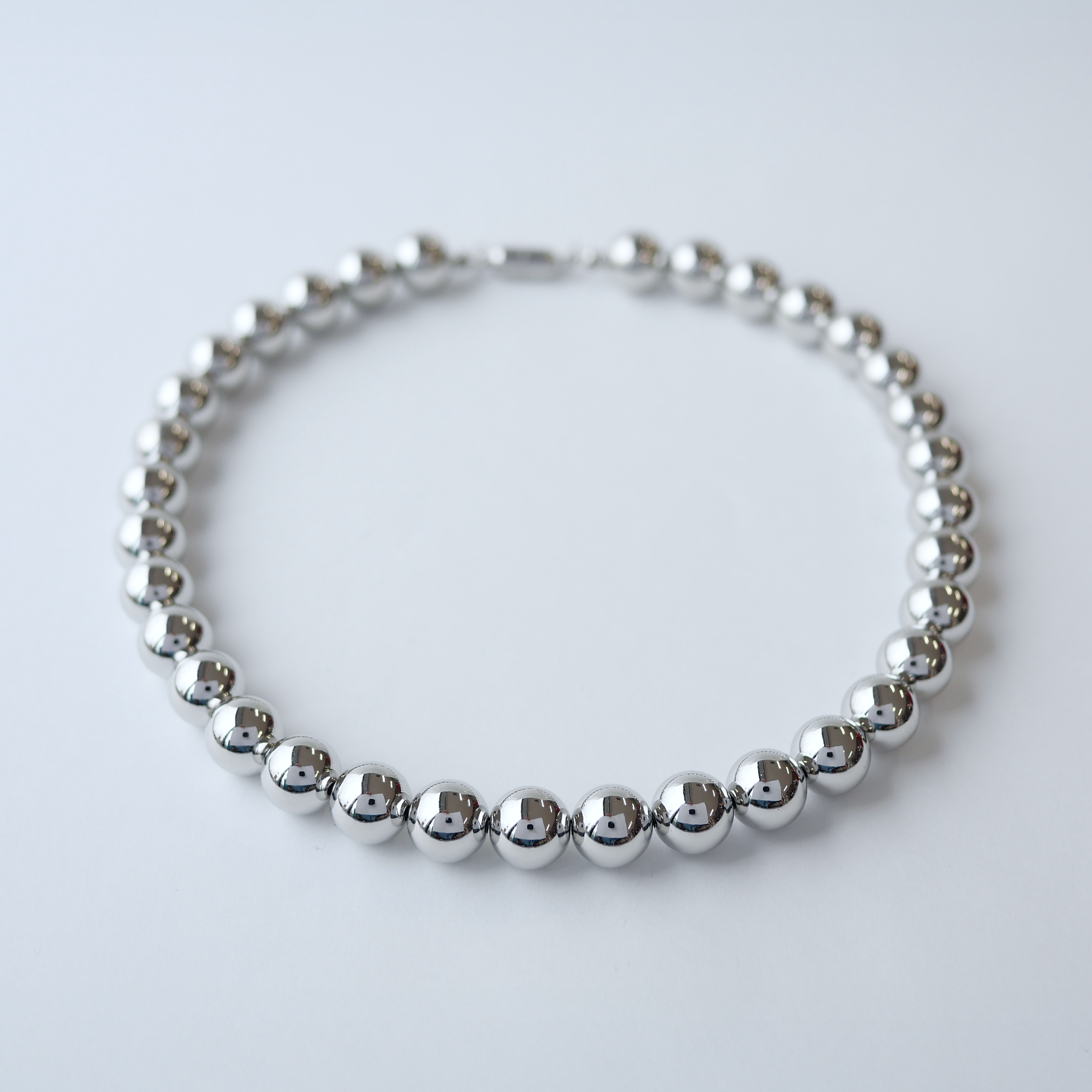 ボールチェーンマグネットネックレス