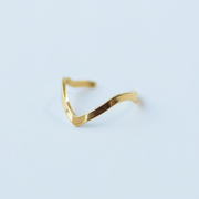 【金属アレルギー対応】ハンサムVラインリング