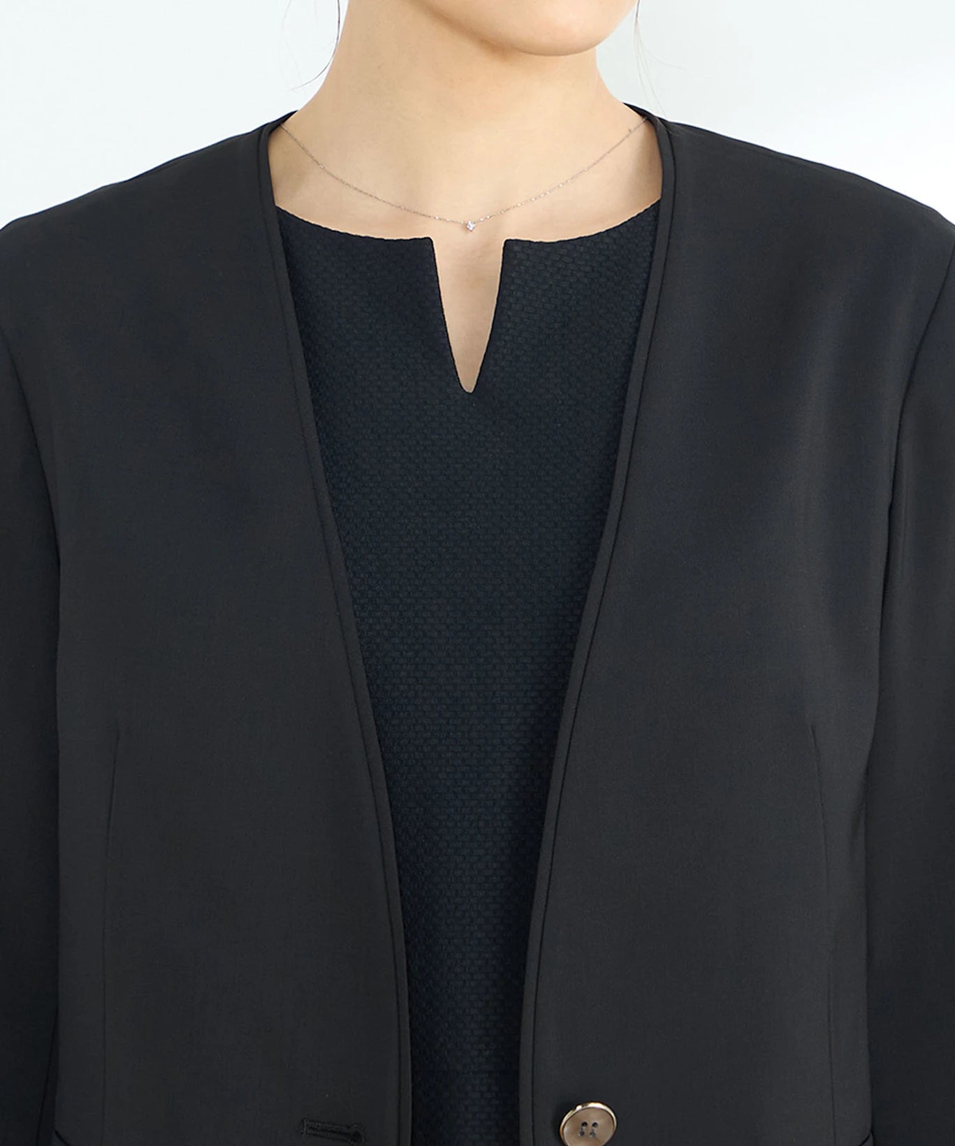 【セットアップ】高機能素材ノーカラージャケット