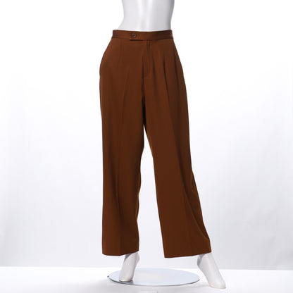 タック入りストレートパンツ