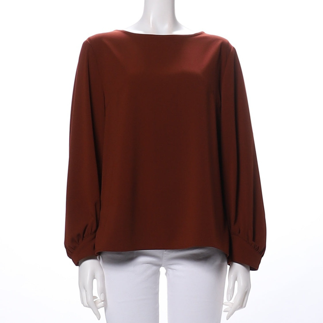 バックボタンブラウス