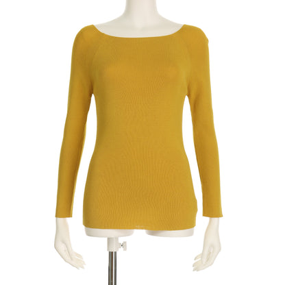 デコルテラインラグランスリーブニット