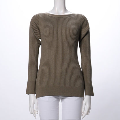 ボートネックリブニット