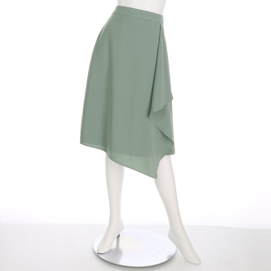 アシンメトリーフレアスカート