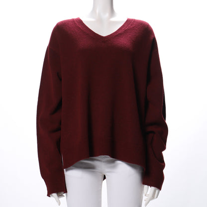 バックテールVネックニット