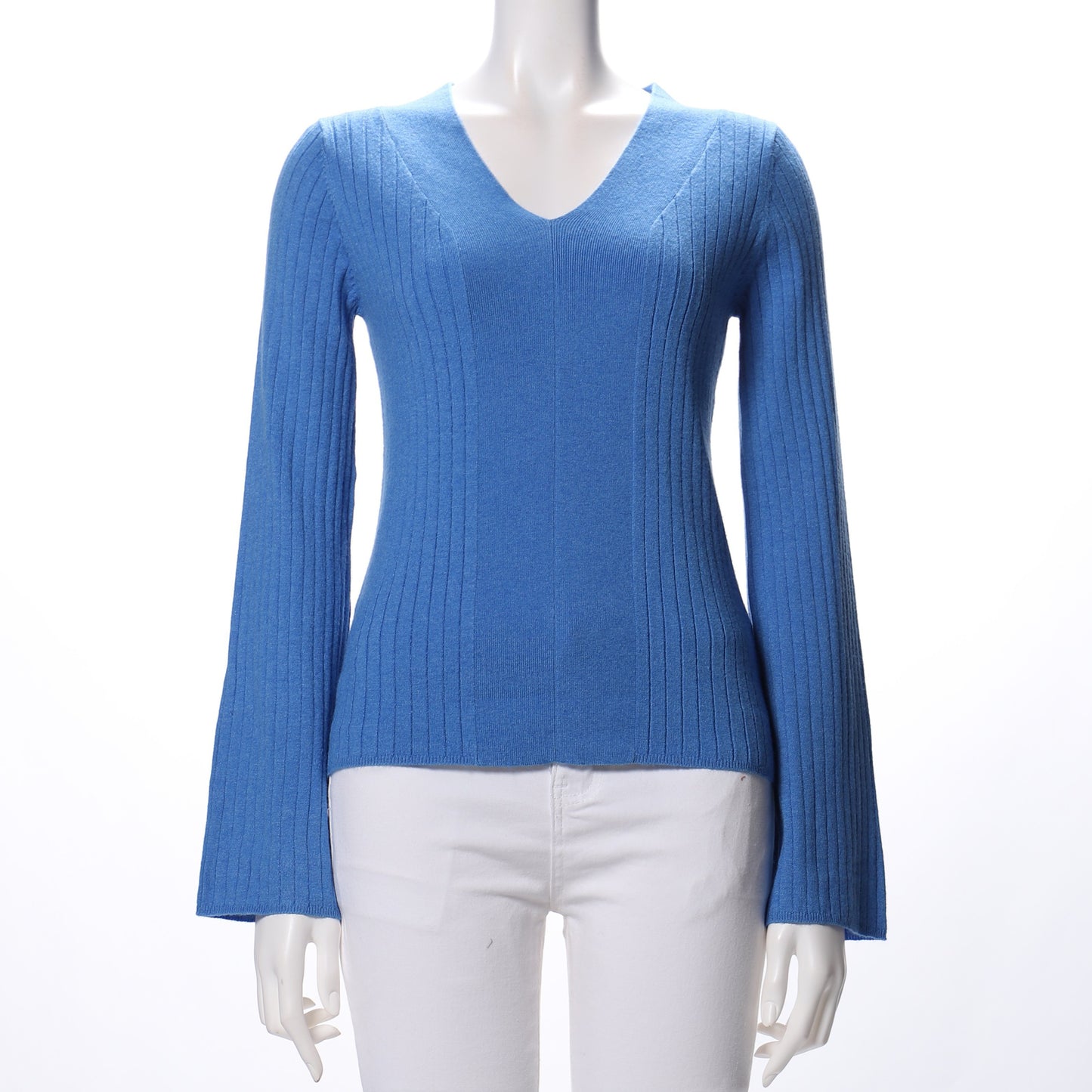 袖ボタン付きVネックニット