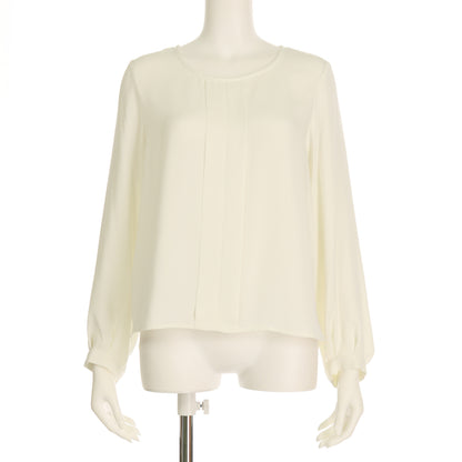 シンプルシルエットブラウス