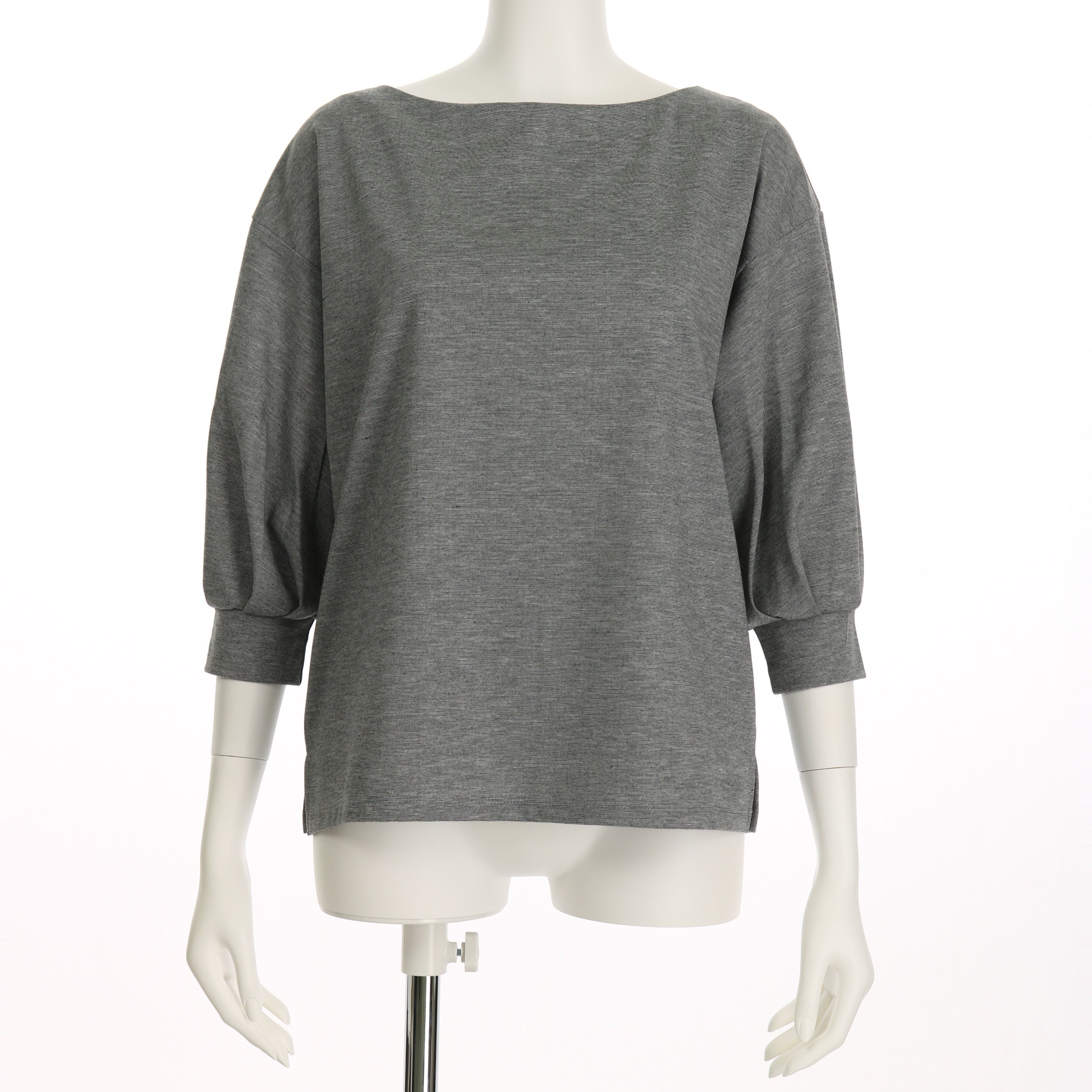 ふんわり袖カットソー