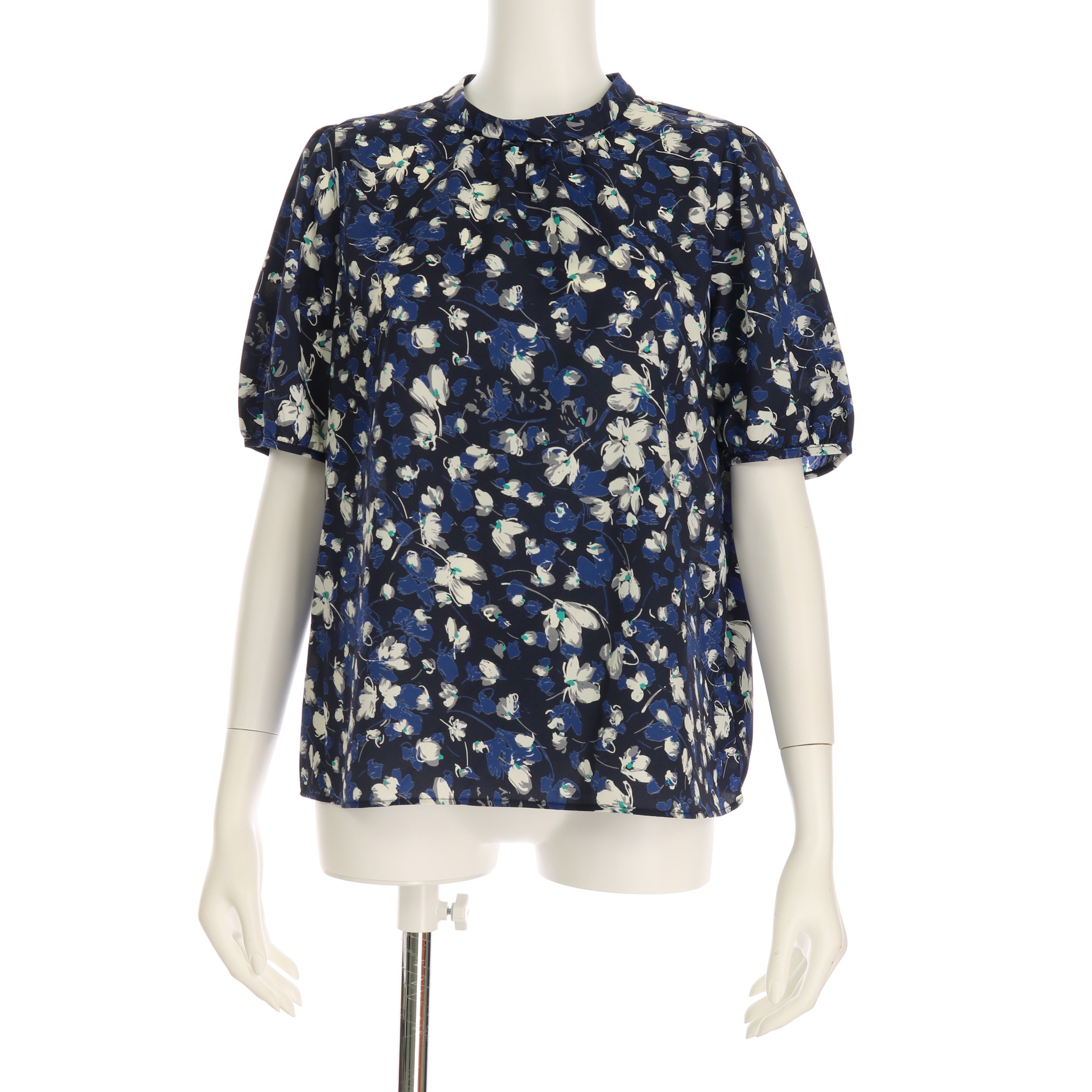 花柄ハイネックブラウス