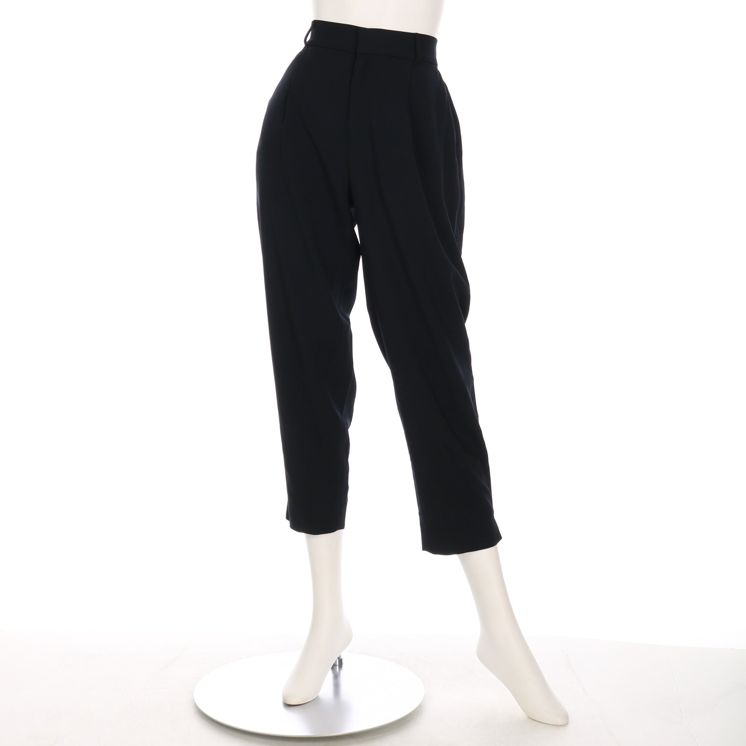 バックゴムタック入りテーパードパンツ