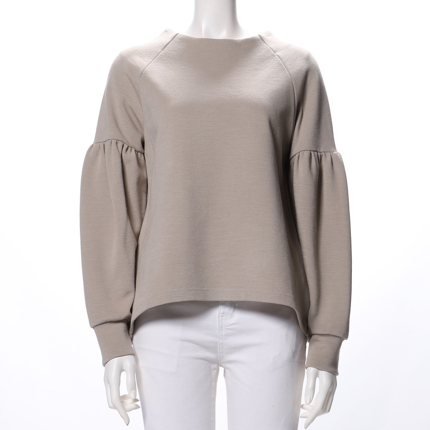 ふんわり袖ラグランスリーブトップス