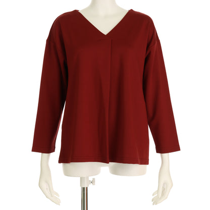 Vネックカットソー