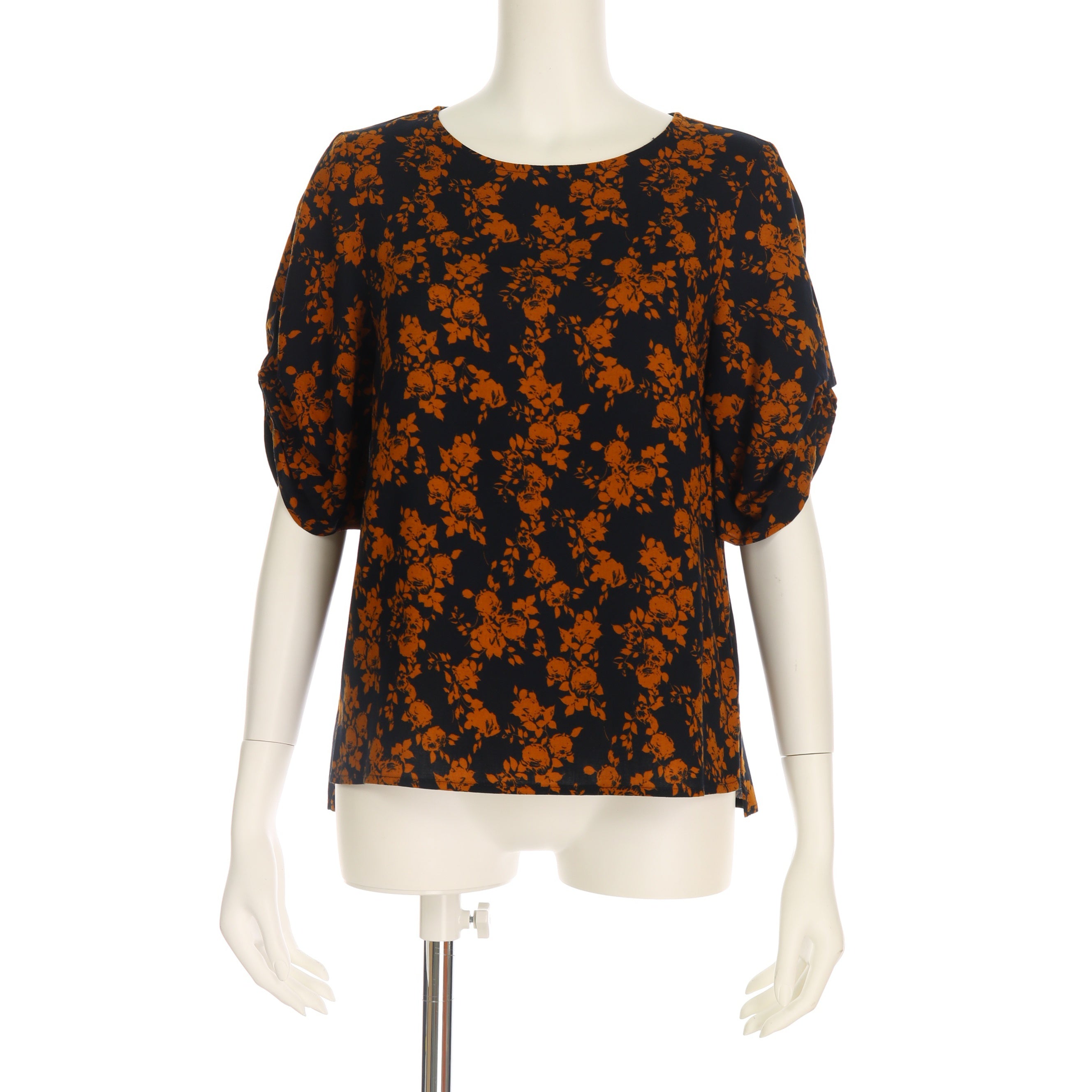 単色フラワー袖デザインブラウス