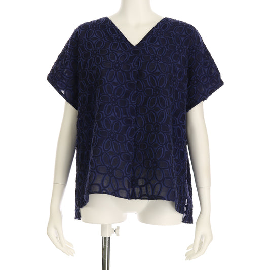 花柄レースVネックブラウス