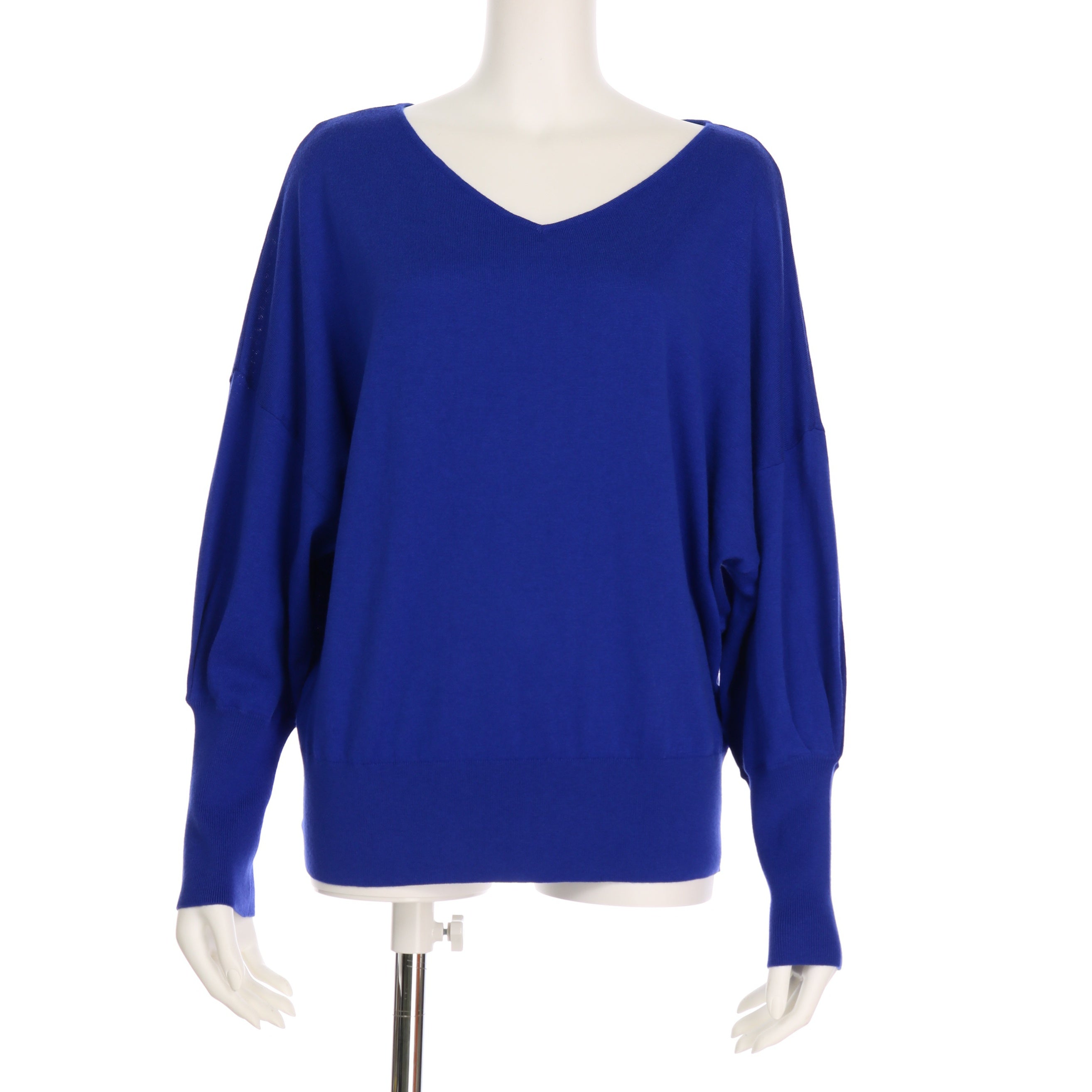 ボリュームスリーブニット