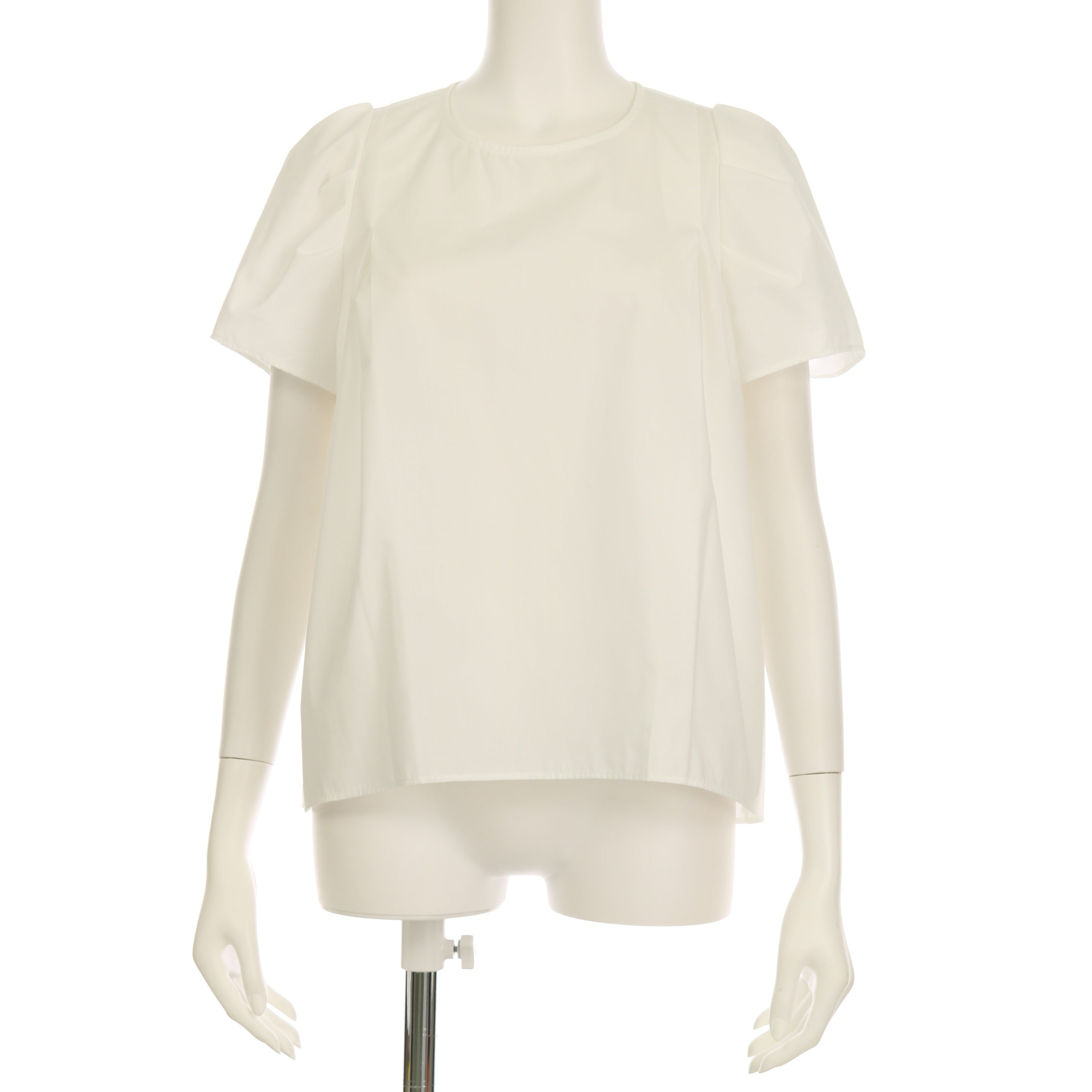 脇ダーツパフスリーブブラウス