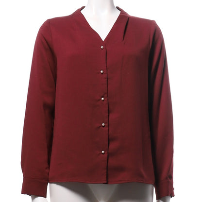 パールボタンブラウス