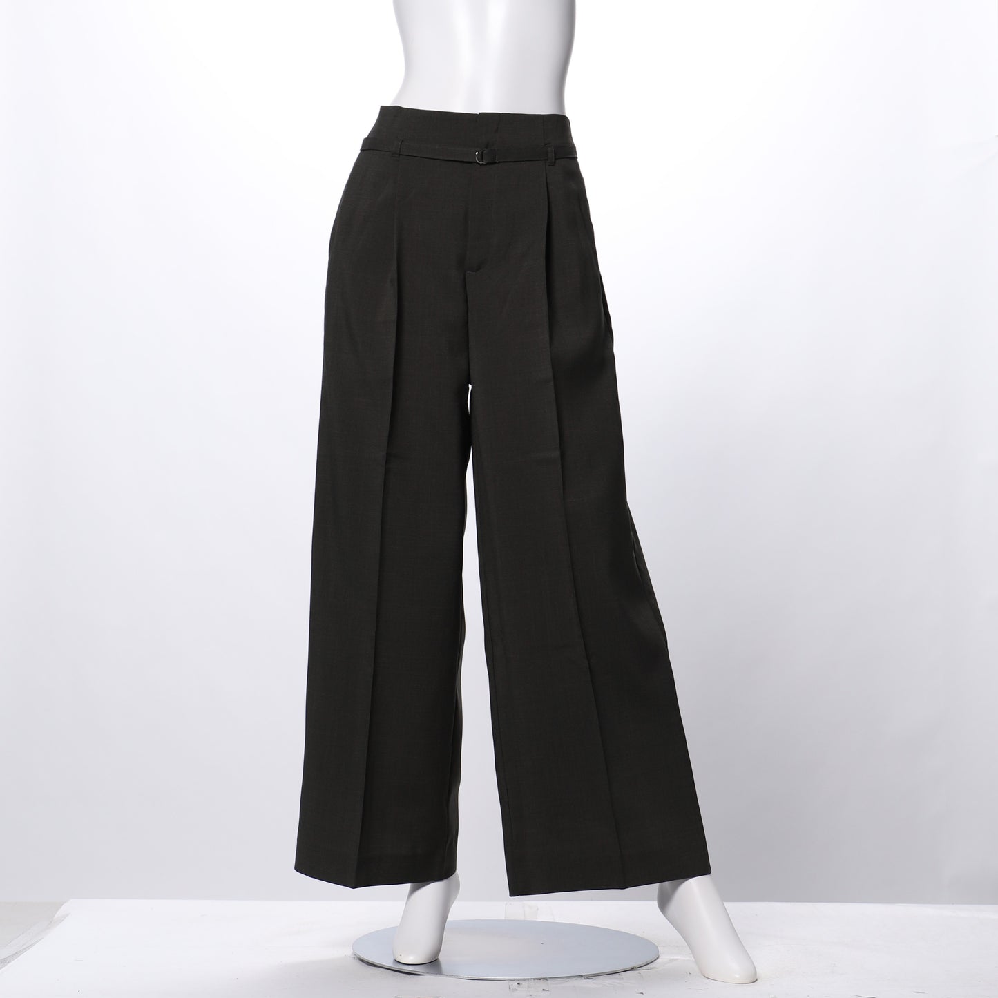 ベルト付きワイドパンツ