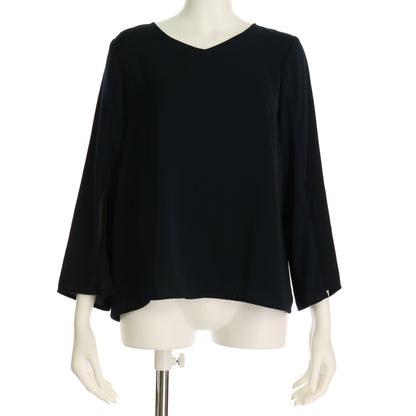 ベネシャン袖スリットVネックブラウス