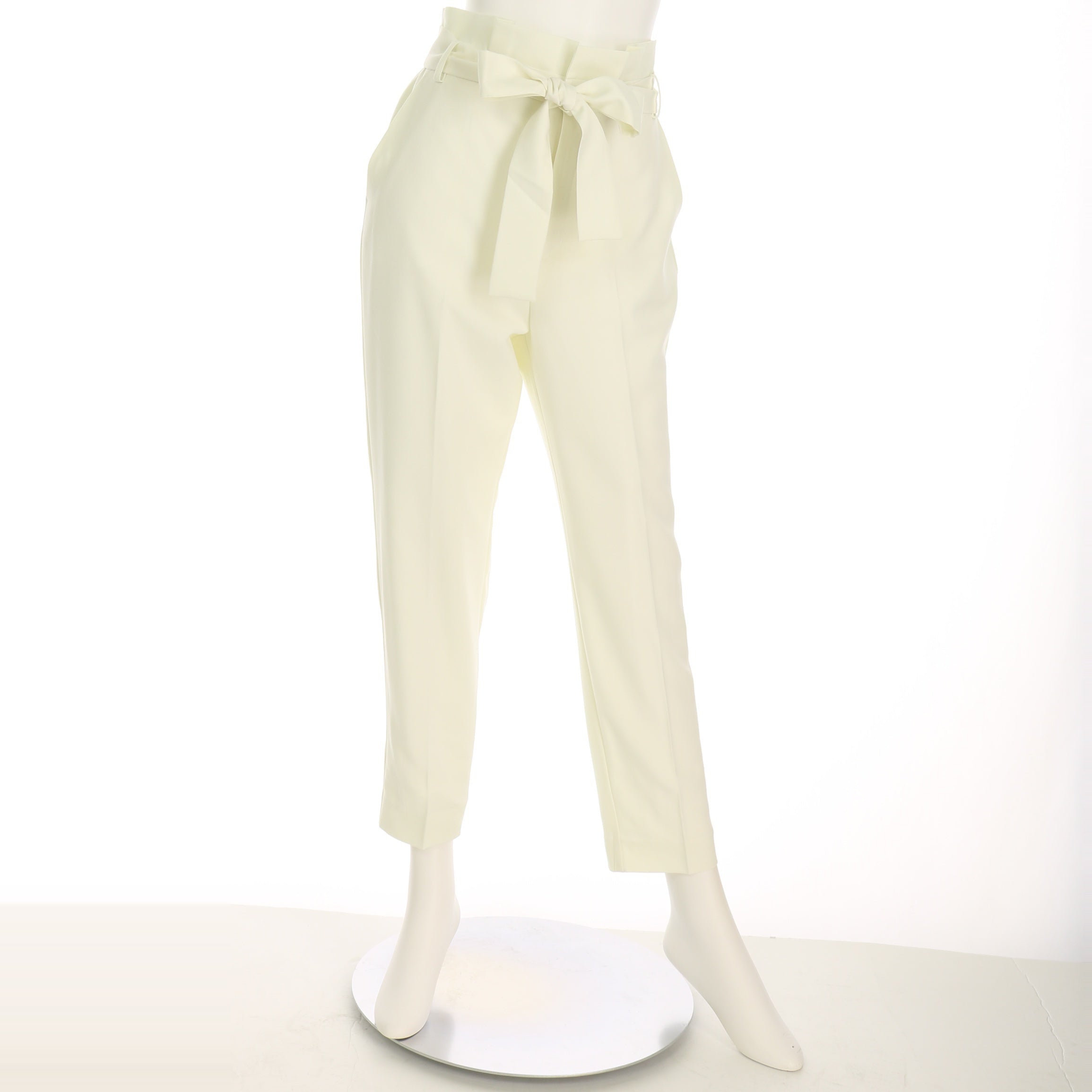 ハイウエストリボンベルトテーパードパンツ