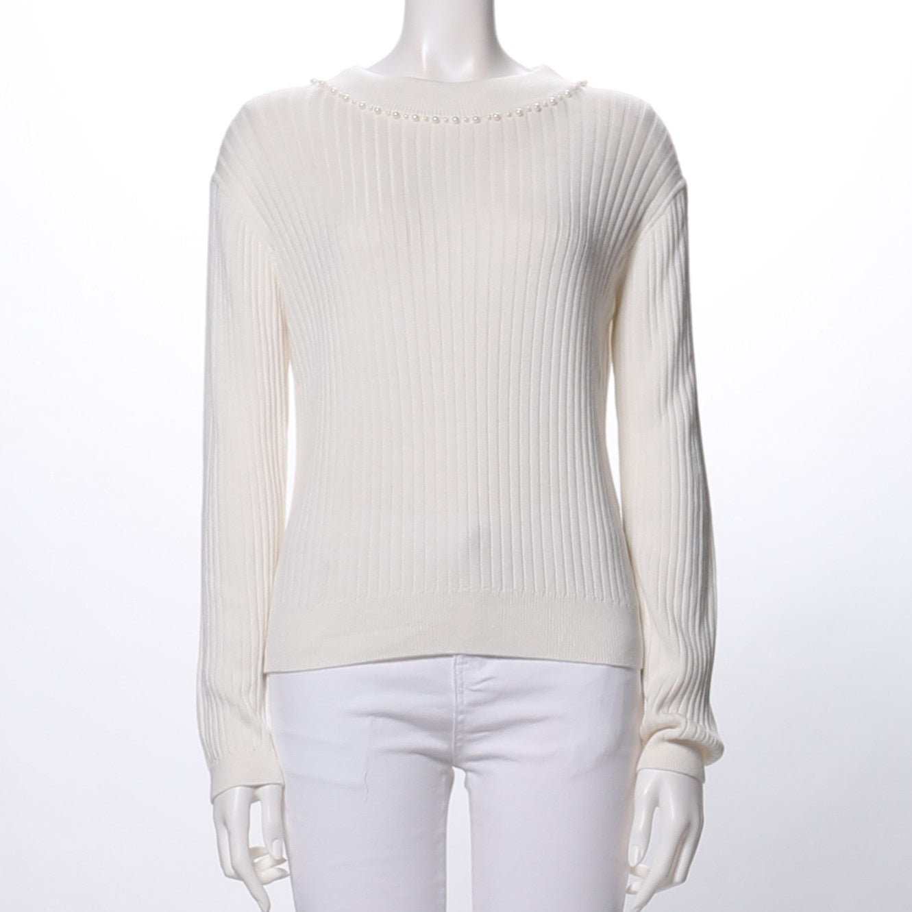 パールネックラインニット