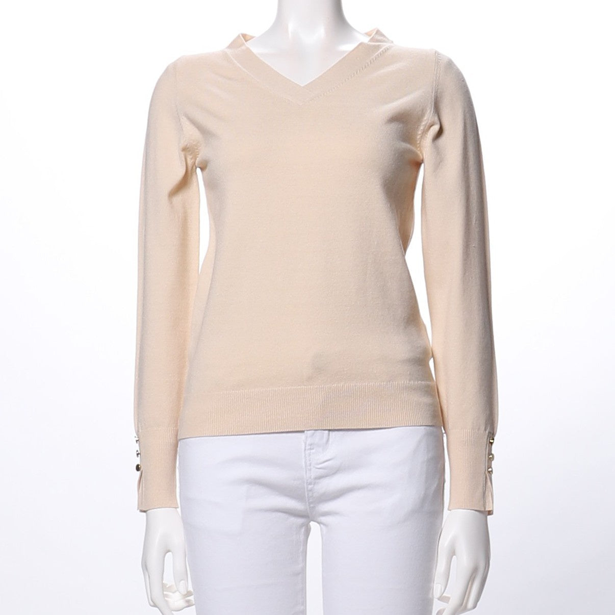 Vネックデザインニット