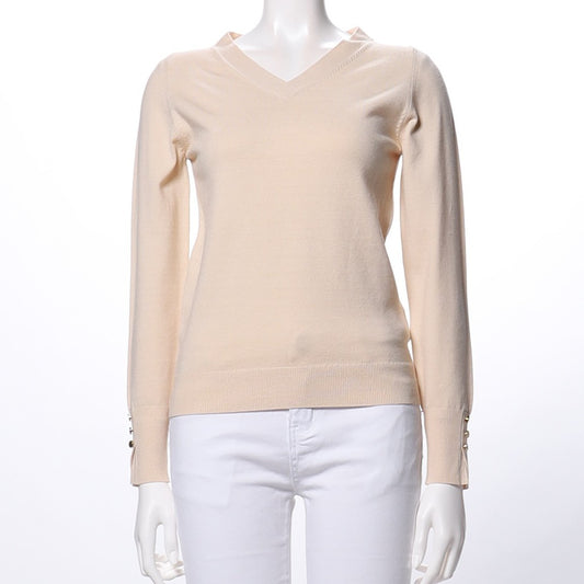 Vネックデザインニット