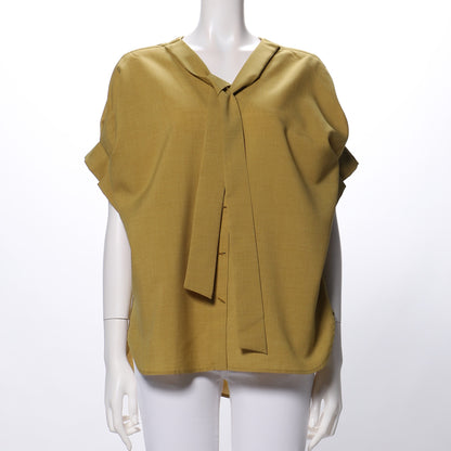 ボウタイ付きフロントボタンブラウス