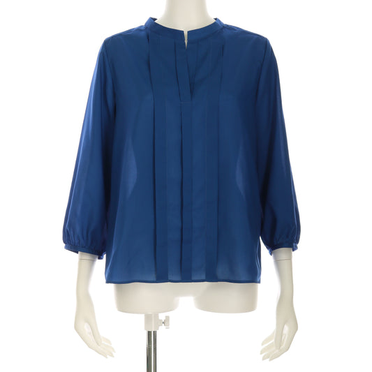 フロントタック入りスタンドカラーブラウス