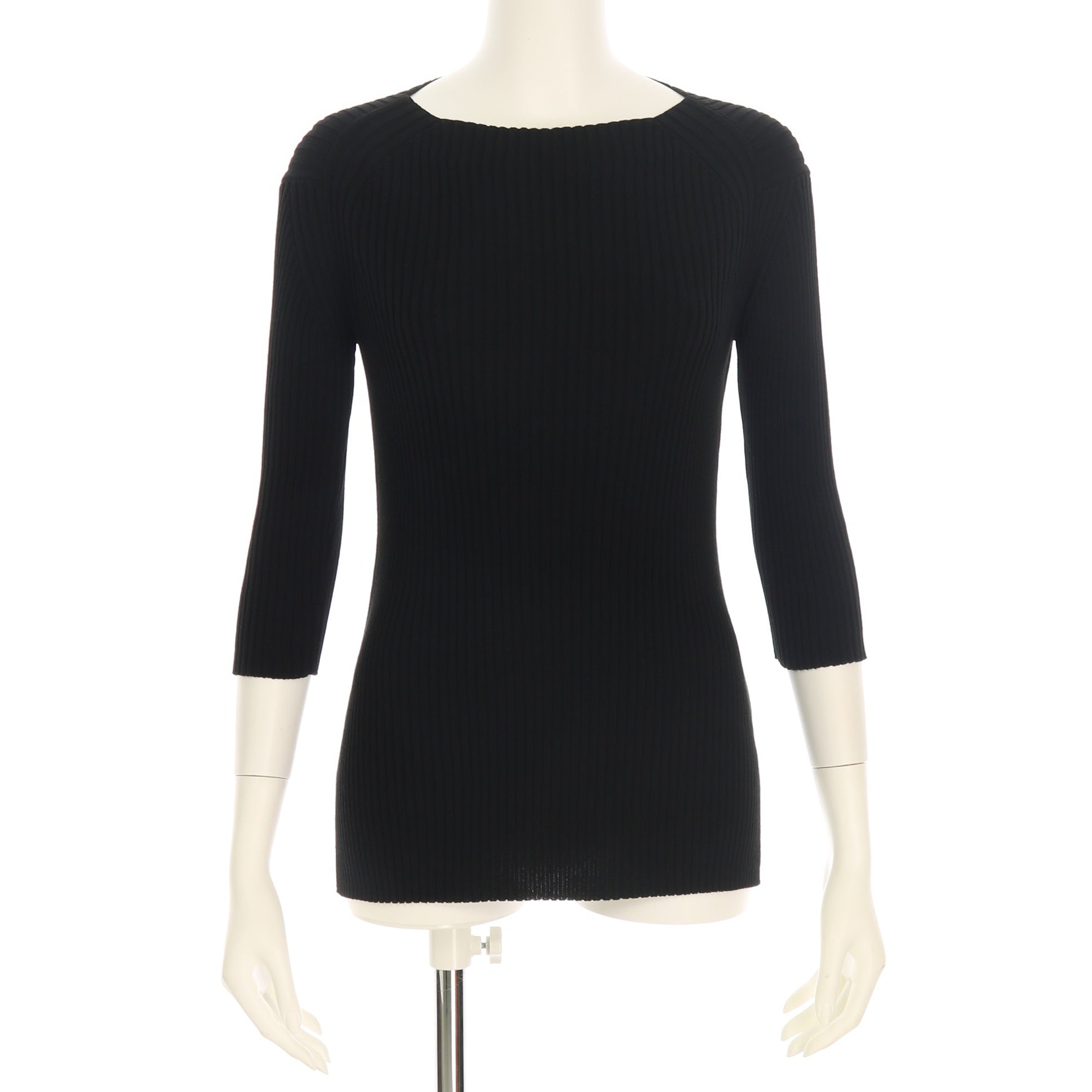 きれいめリブニットプルオーバー