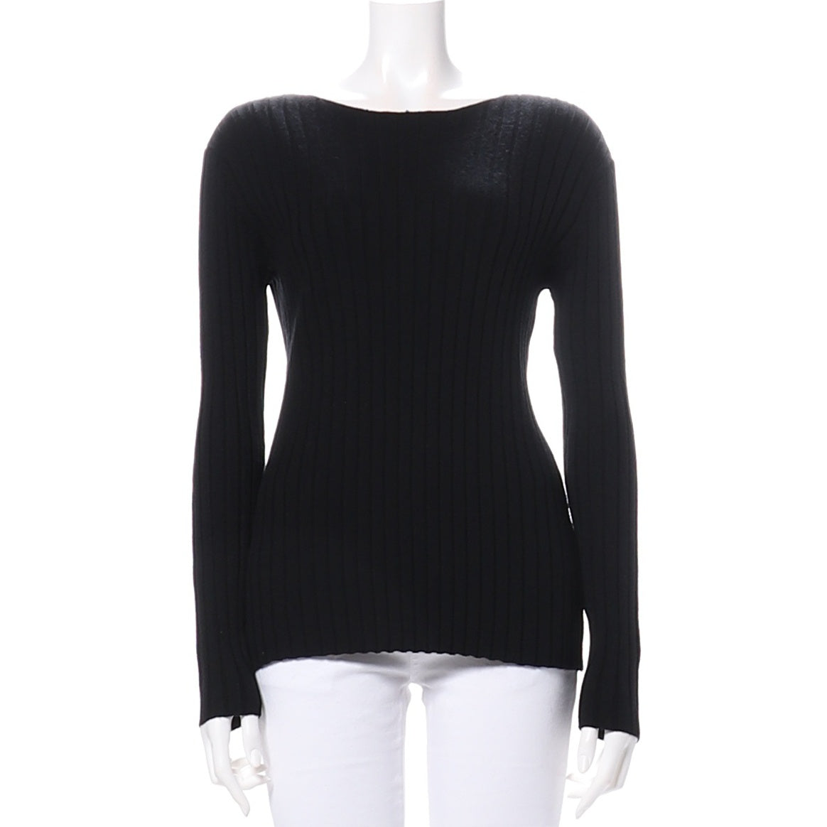 ボートネックリブニット