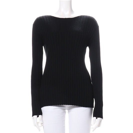 ボートネックリブニット