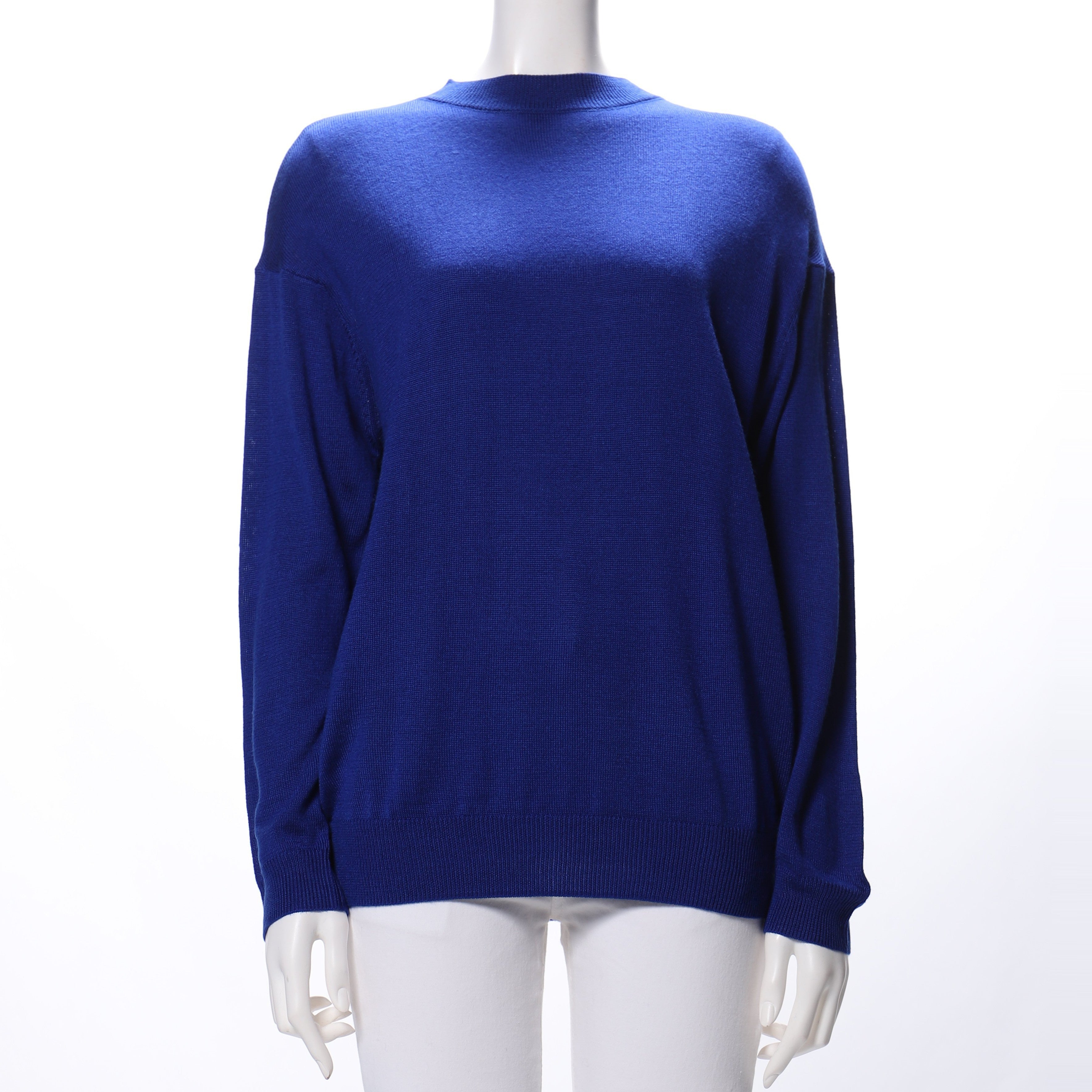 ゆったりデザインドロップショルダーニット