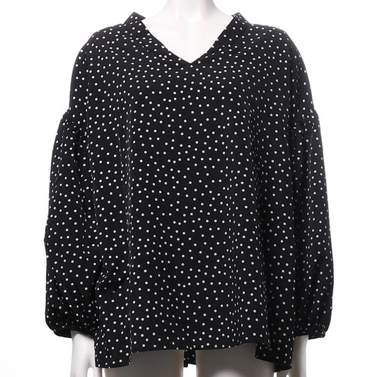 ドット柄ブラウス