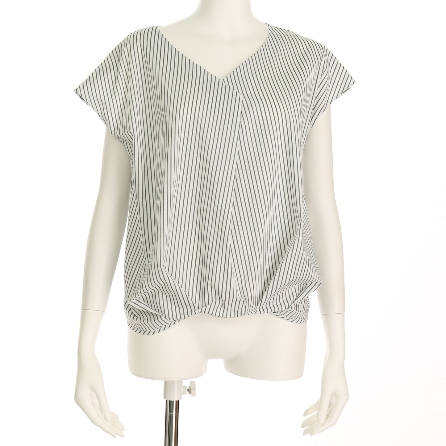 ストライプタックVネックブラウス