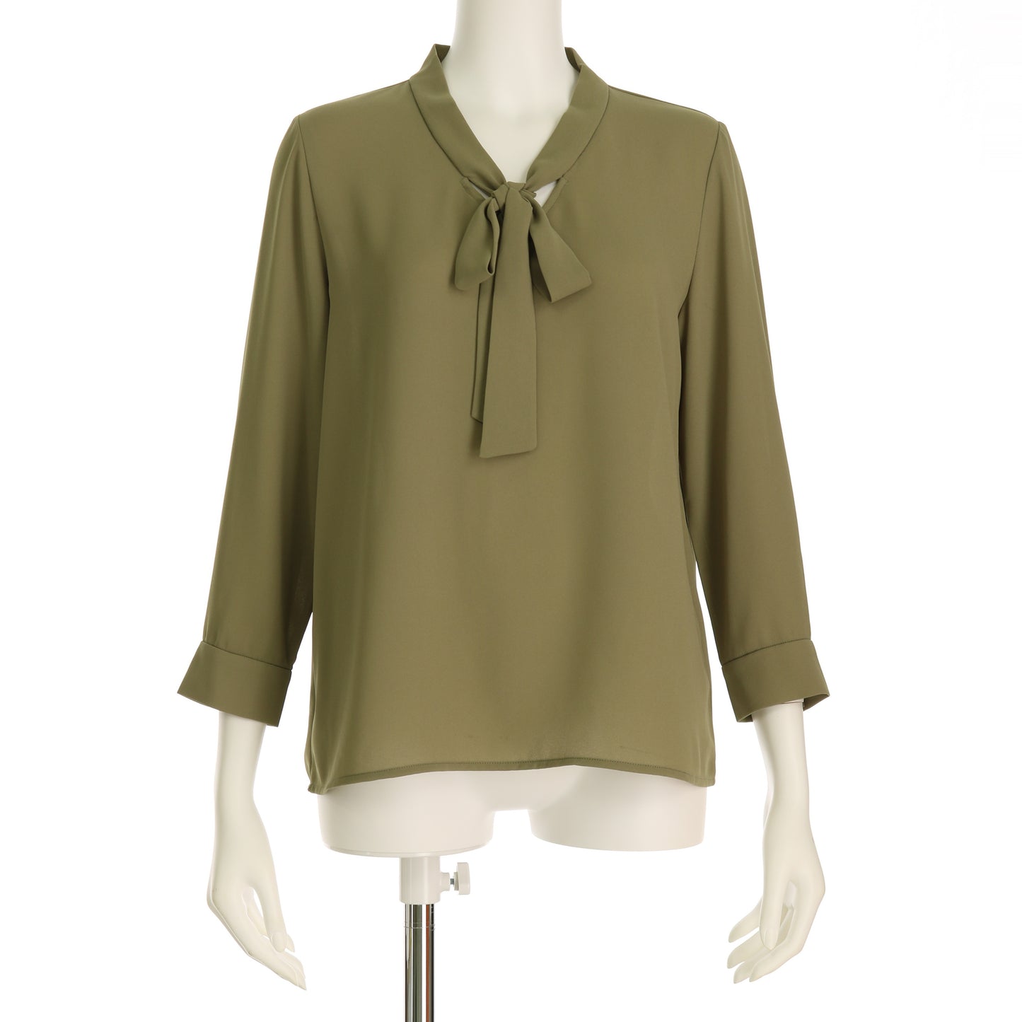 ボウタイブラウス