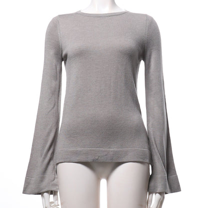 クルーネックフレアスリーブニット