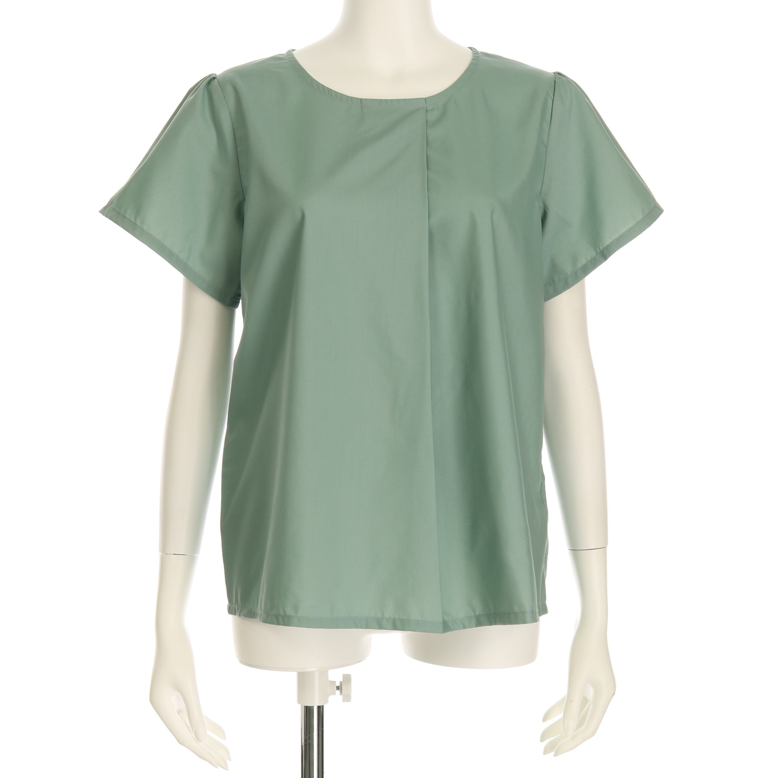 フロントタックブラウス