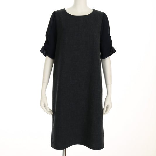 袖デザインワンピース