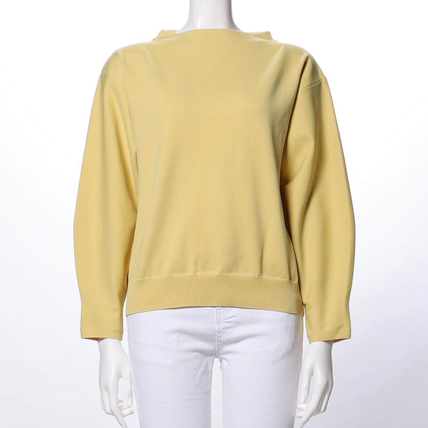 オフネックニット