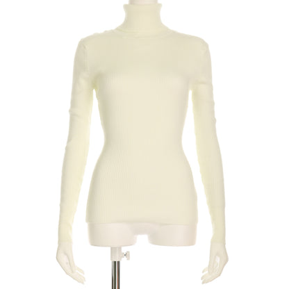 タートルネックリブニットプルオーバー