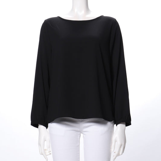 バックレースアップデザインブラウス