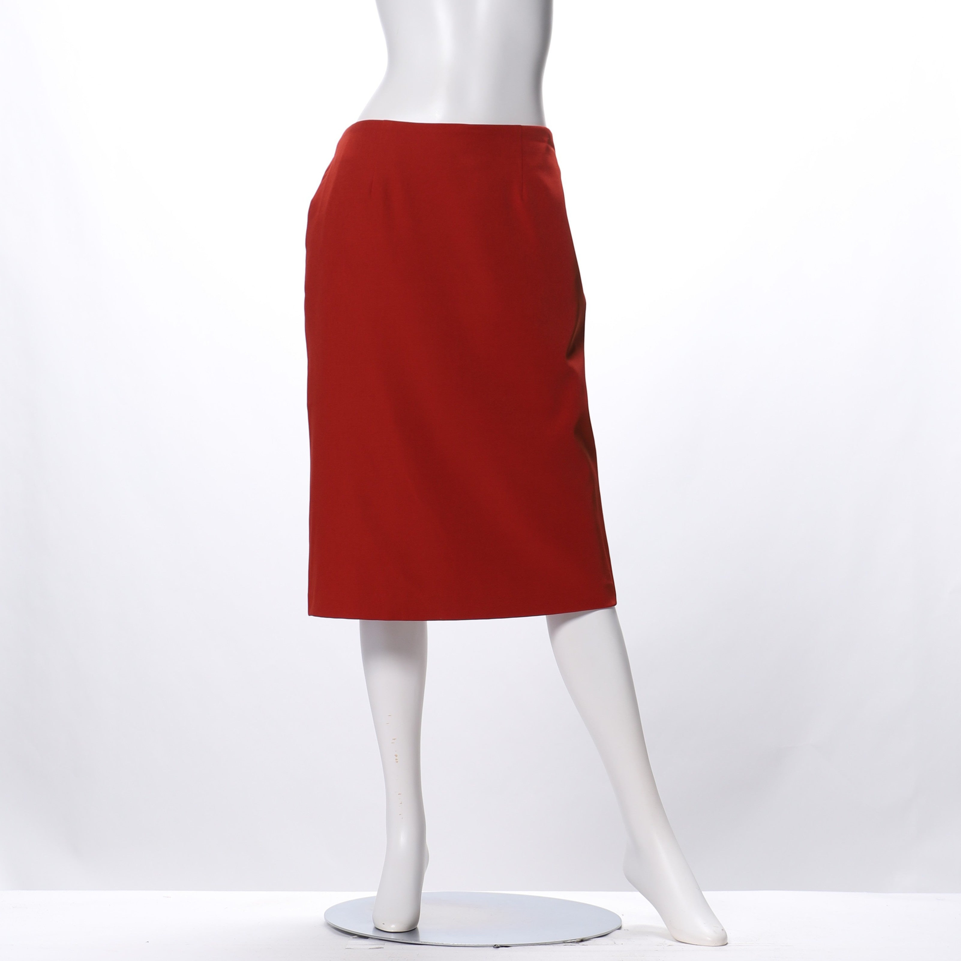 バックスリットタイトスカート